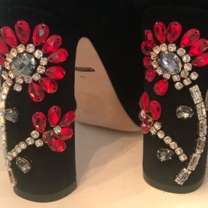 Dolce & Gabbana Black Ankle Booties.Size 40. New Very Chic!